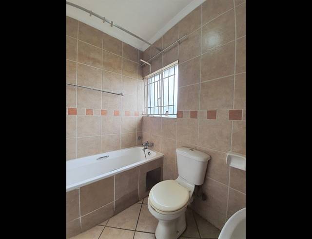 2 BEDROOM APARTMENT TO LET IN VORNA VALLEY